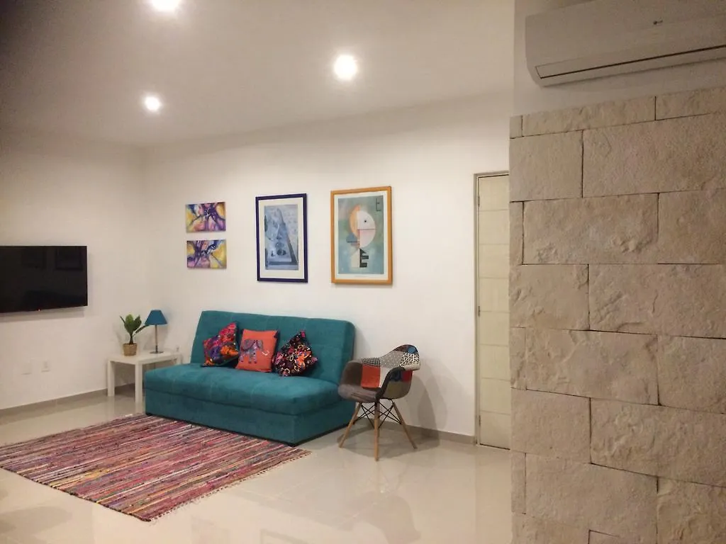 Condominios Uxmal Playa del Carmen 0*,
